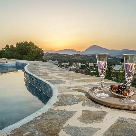 Villa Simantiri Pombia Extérieur photo