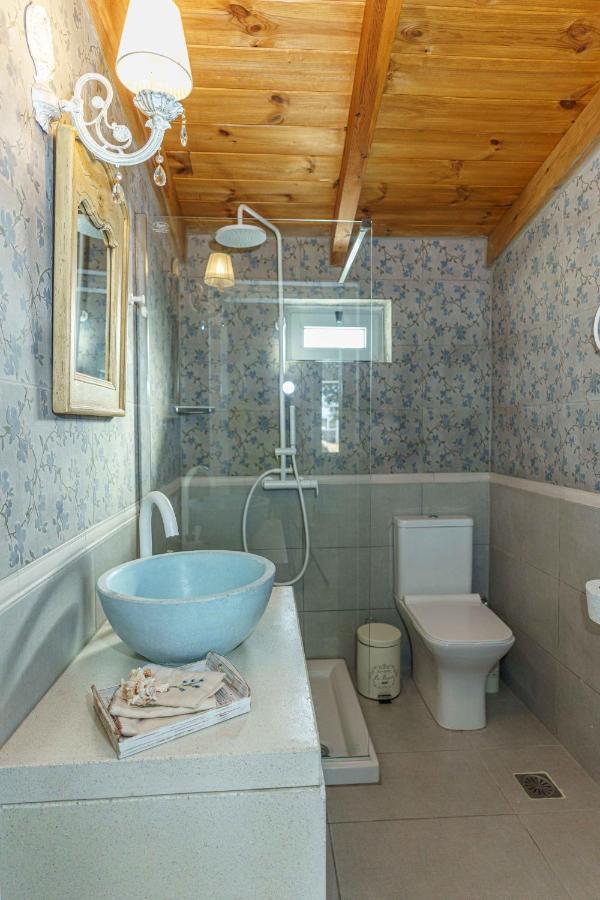 Villa Simantiri Pombia Extérieur photo