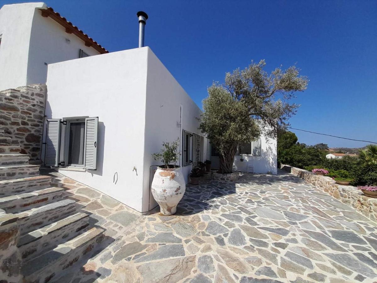 Villa Simantiri Pombia Extérieur photo